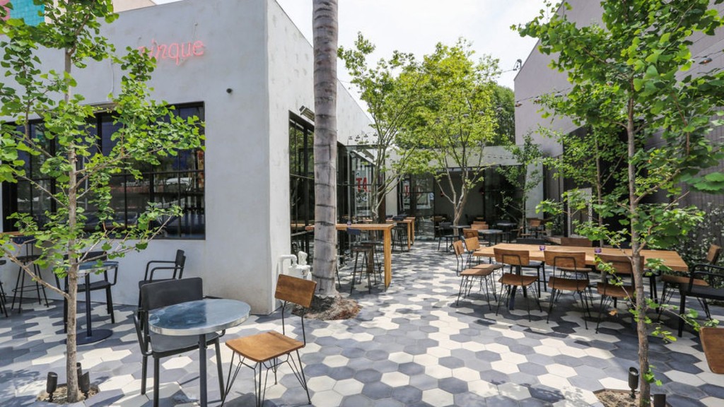 04_2014_ZINQUE_WEHO-55.0.0